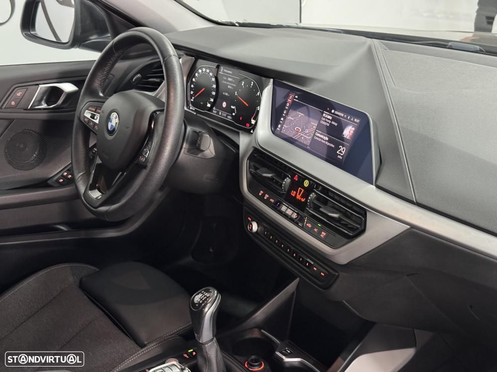 BMW 116 d Sport Line - 35