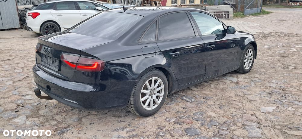 Audi A4 Limousine 1.8 TFSI Attraction - 9