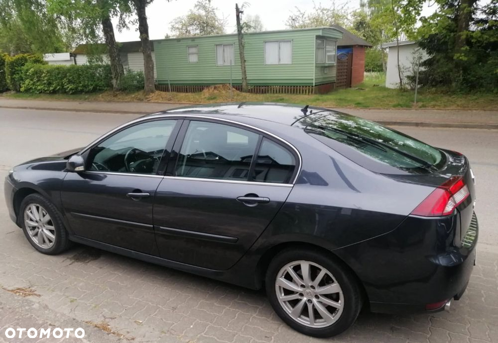Renault Laguna 2.0 dCi Initiale - 5