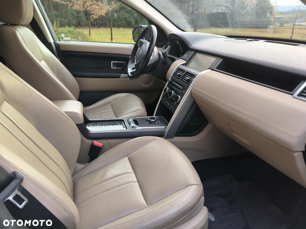 Land Rover Discovery Sport 2.0 Si4 HSE - 29