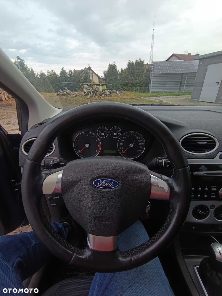 Ford Focus - 8