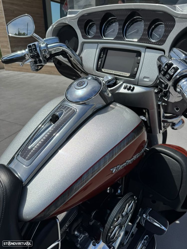 Harley-Davidson Ultra FLHTKSE Ultra Limited CVO - 13