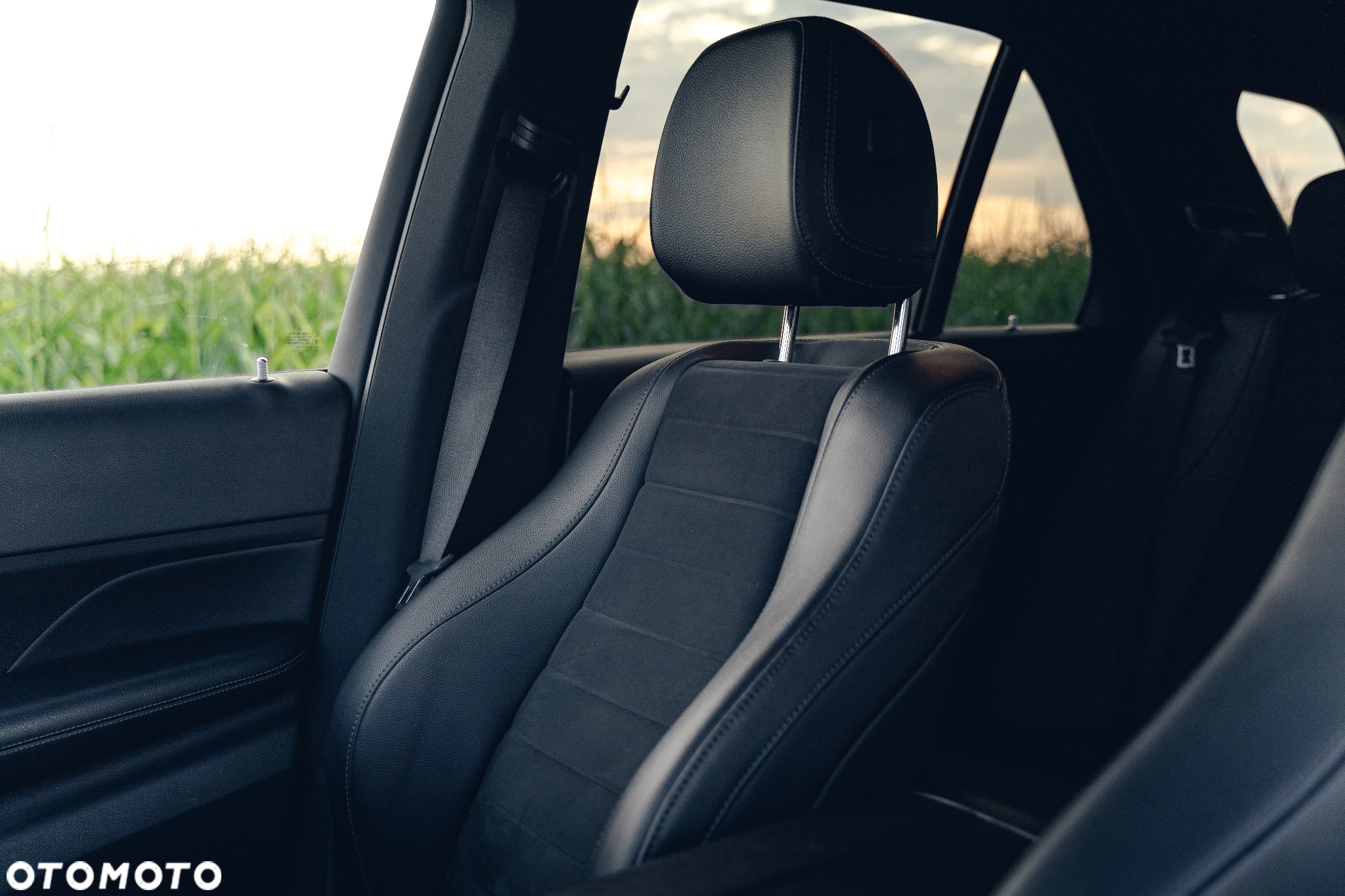 Mercedes-Benz GLE 300 d 4-Matic - 22