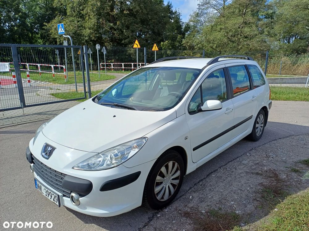 Peugeot 307 1.6 HDI D-sign - 1
