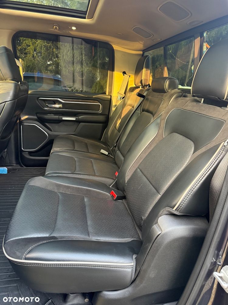 RAM 1500 Crew Cab Longbed Laramie - 15