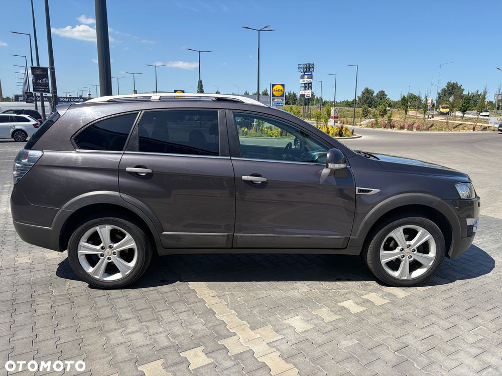 Chevrolet Captiva 2.2 D LTZ - 9