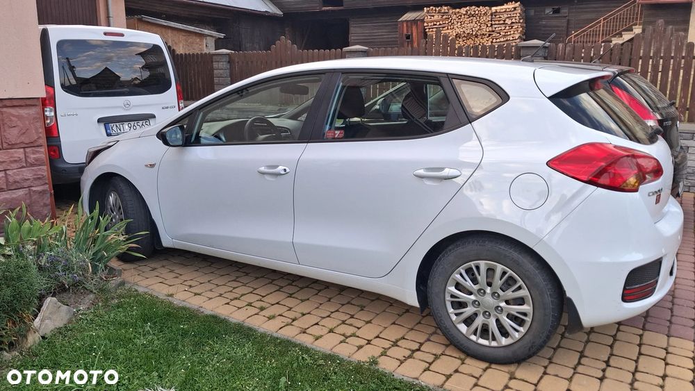 Kia Ceed 1.4 S - 2