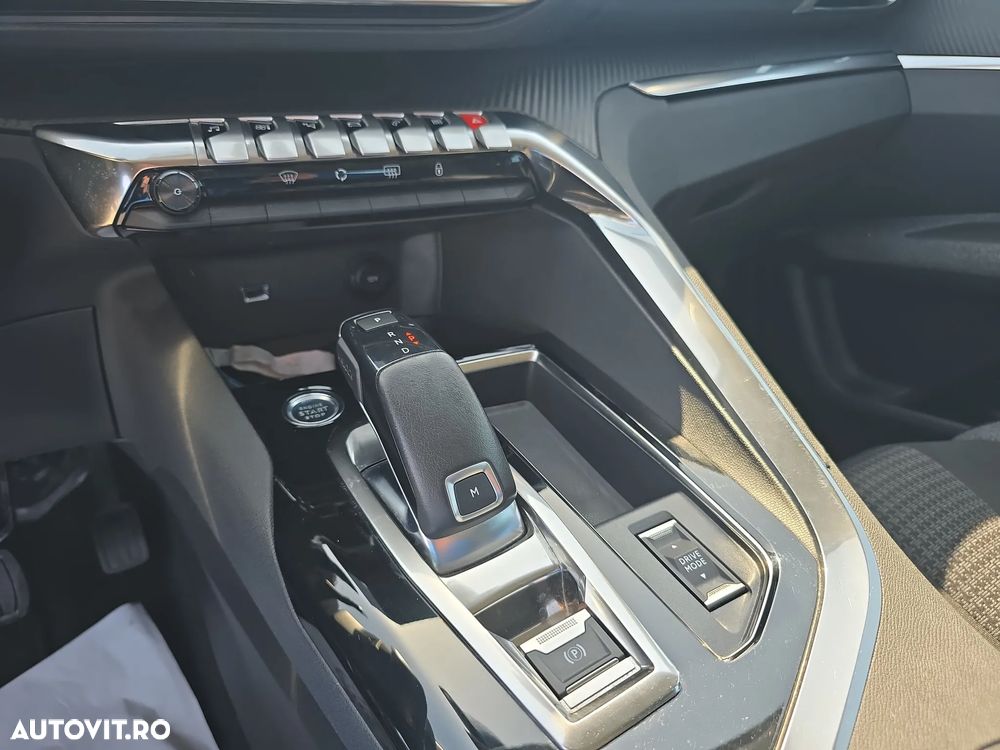 Peugeot 3008 BlueHDi 130 Stop & Start EAT8 Active - 14