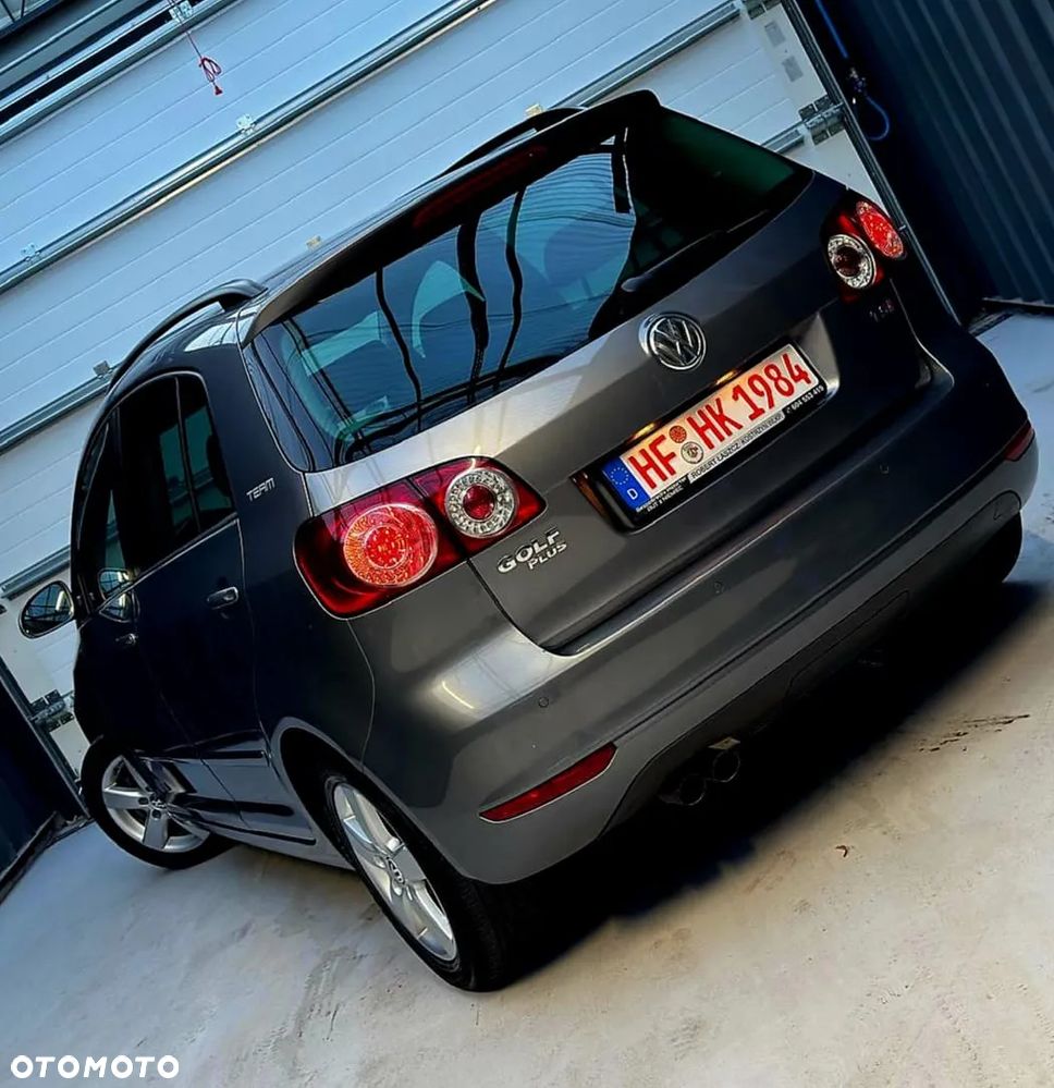Volkswagen Golf Plus 1.4 TSI DSG Comfortline - 26