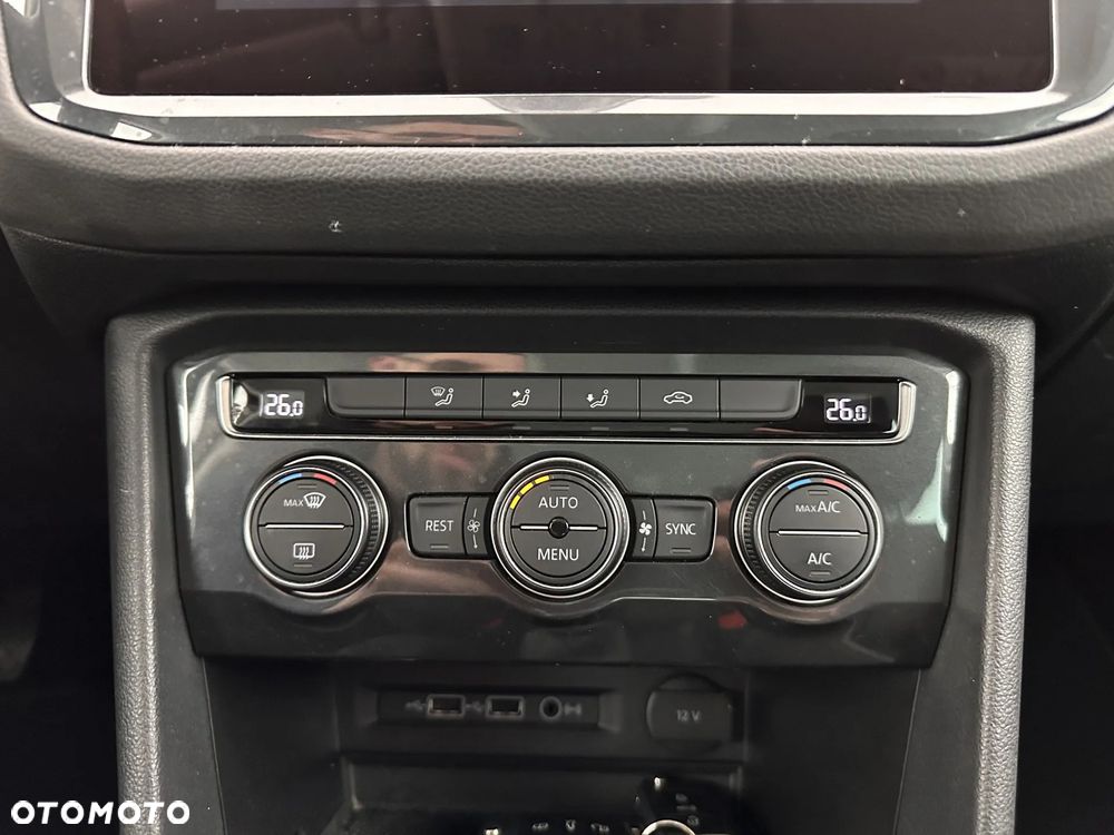 Volkswagen Tiguan 1.5 TSI ACT OPF Comfortline - 9