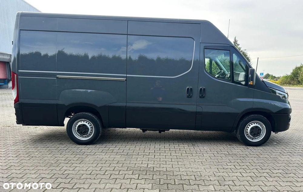 Iveco Daily 35-180 - 4