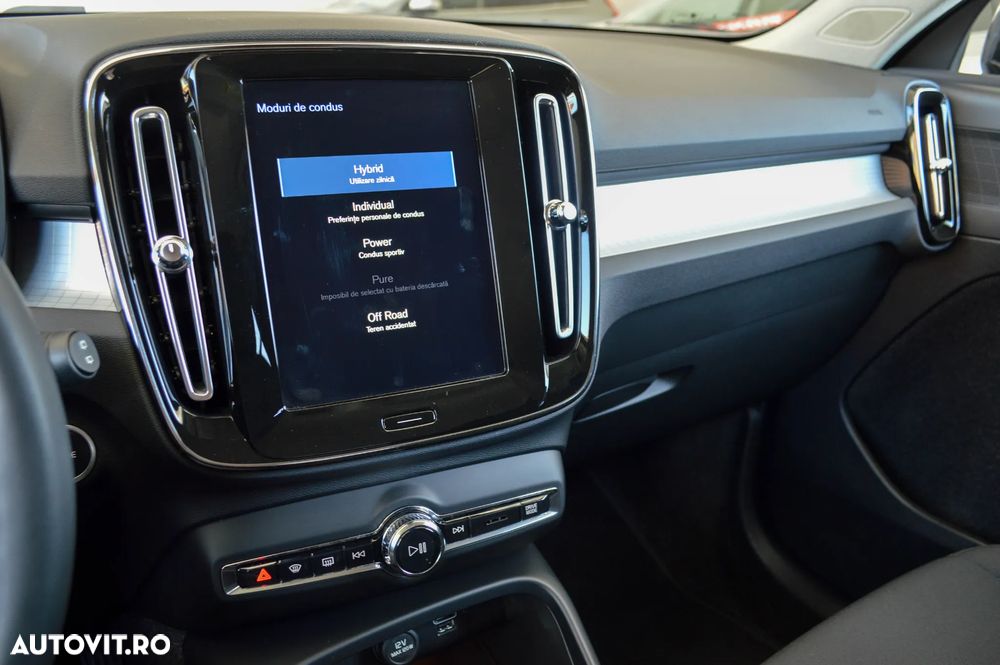 Volvo XC 40 T4 Recharge DKG Plus Dark - 25