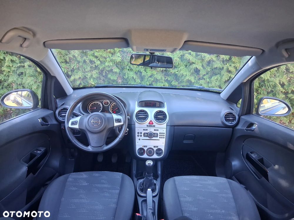 Opel Corsa - 13