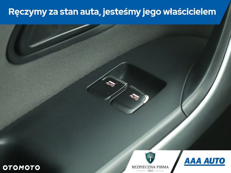 Kia Ceed - 16
