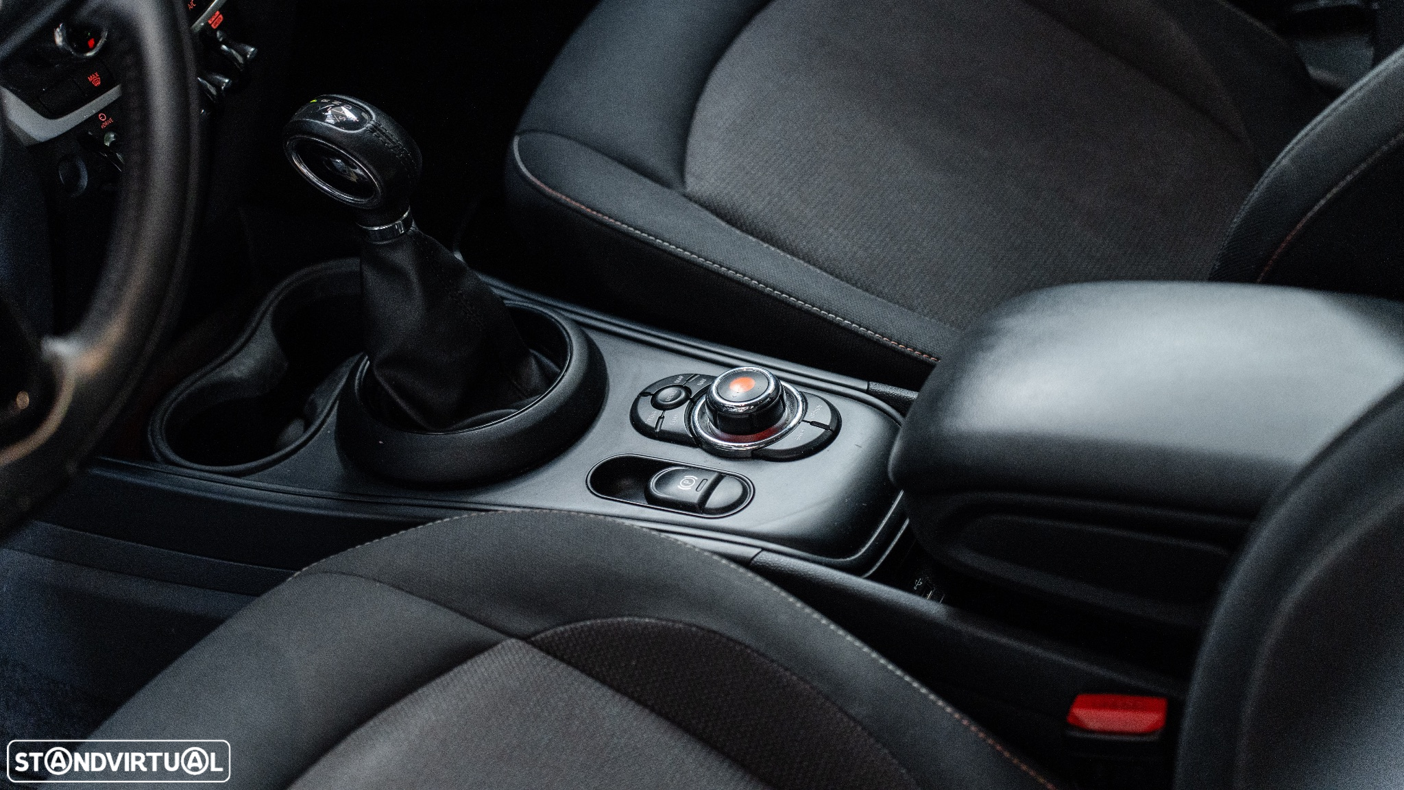 MINI Countryman Cooper SE ALL4 Auto - 28