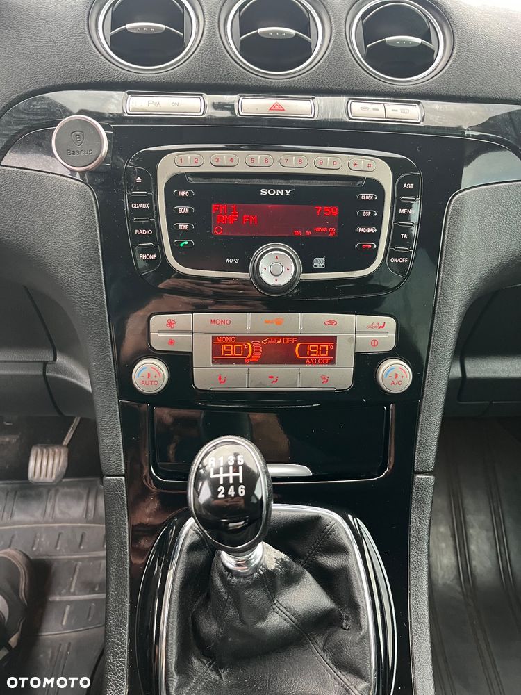 Ford Galaxy 2.0 TDCi Platinium X (Ghia) - 6