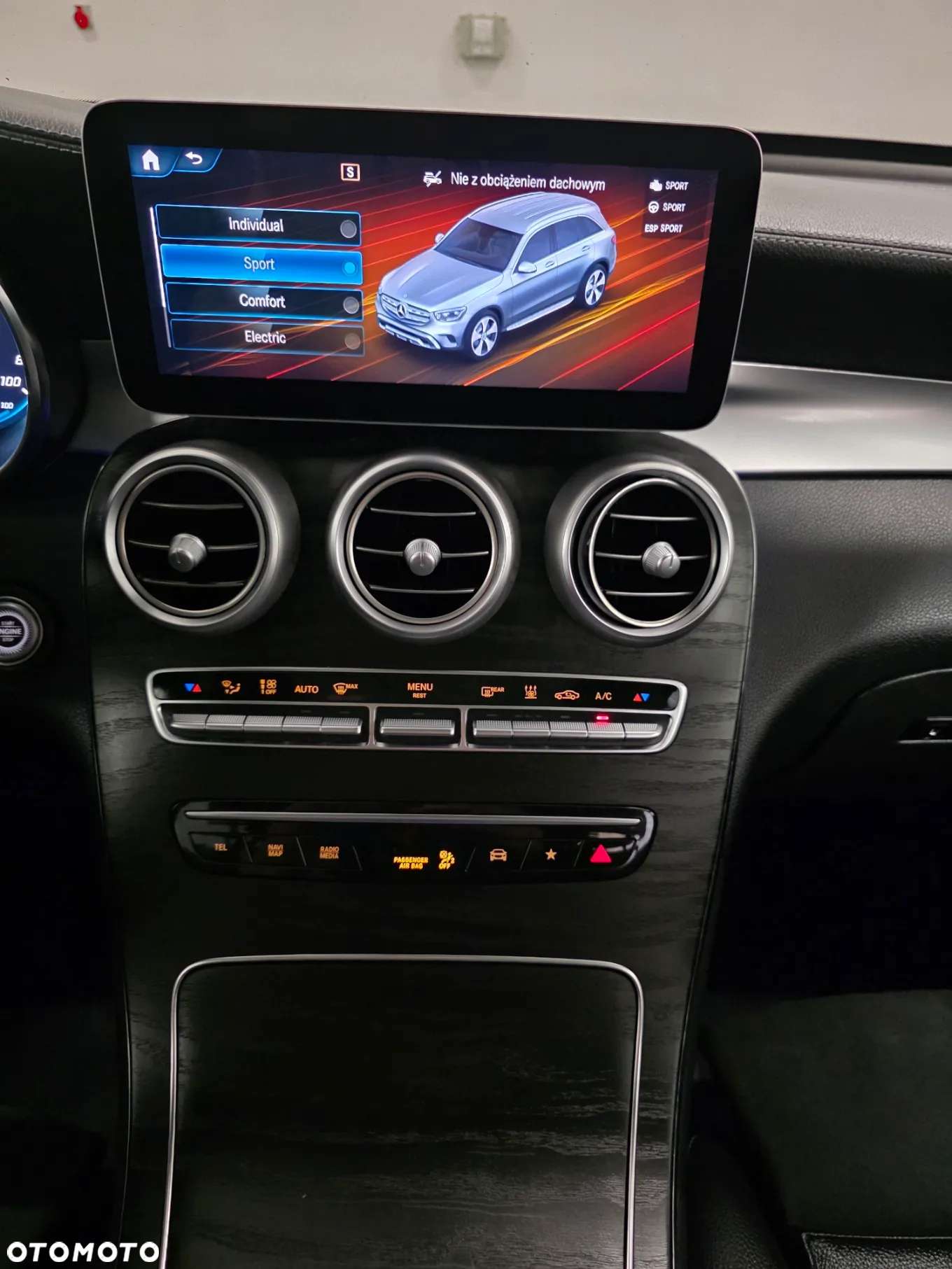 Mercedes-Benz GLC 300 d 4Matic 9G-TRONIC AMG Line Plus - 14