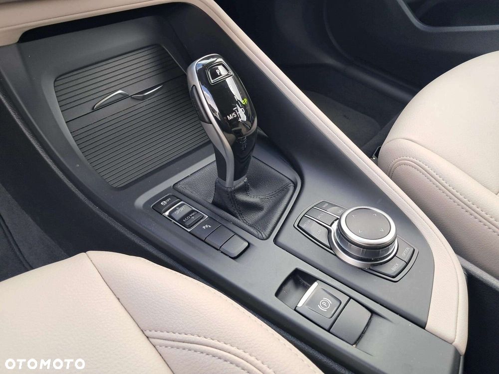 BMW X1 sDrive16d Advantage - 12