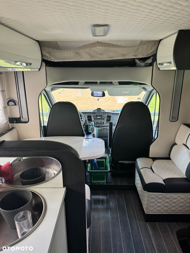 Ford Transit - 18
