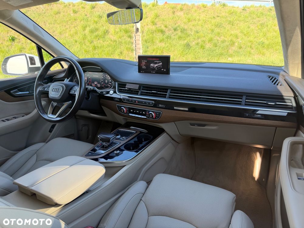 Audi Q7 - 18