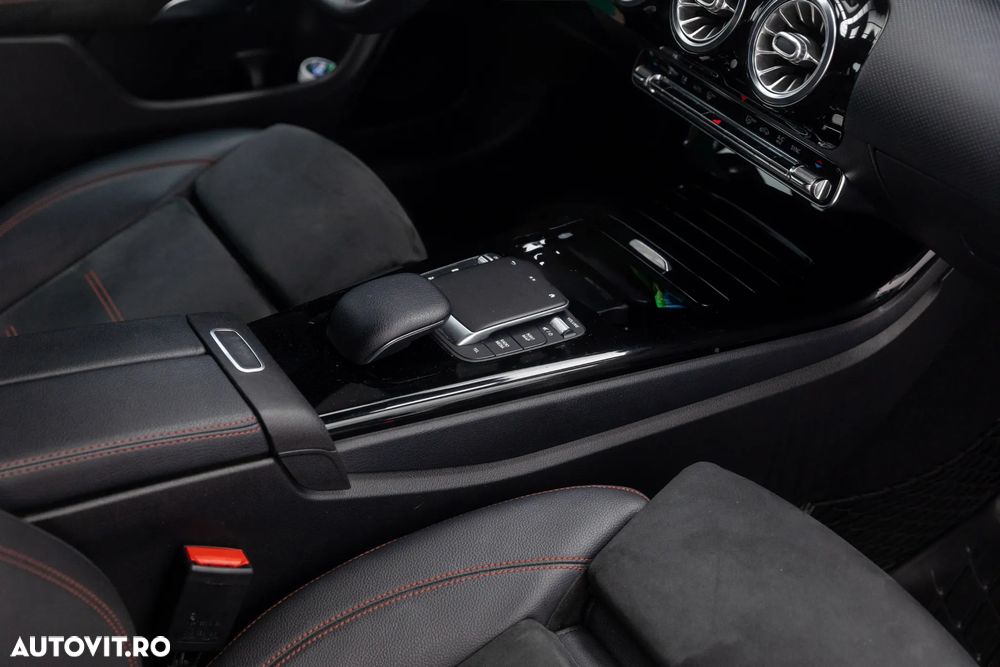 Mercedes-Benz CLA 200 7G-DCT Edition 2020 - 26