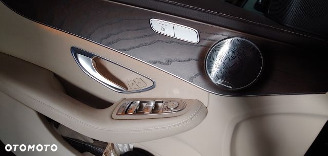 Mercedes-Benz Klasa C 200 4-Matic 7G-TRONIC - 12