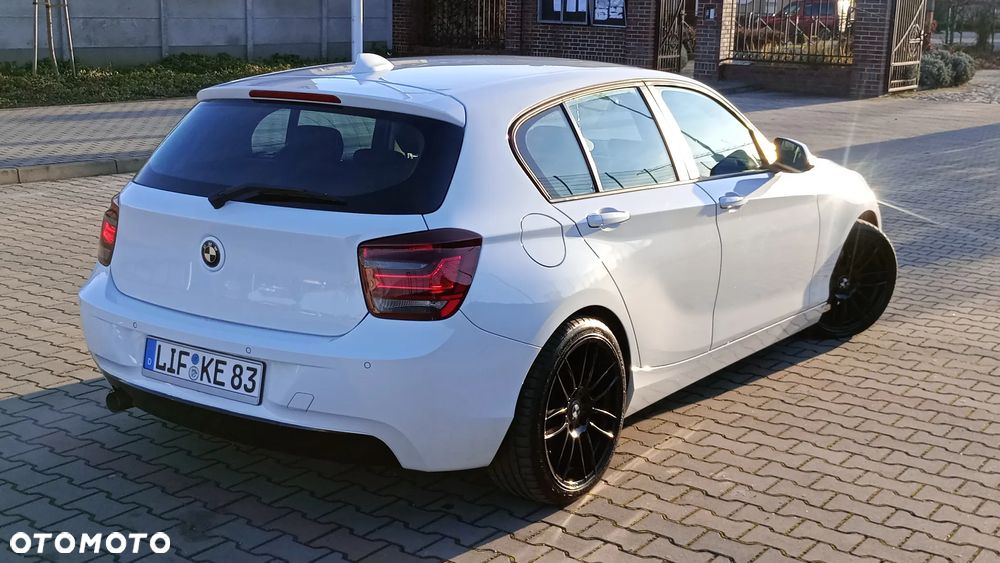 BMW Seria 1 114i Sport Line - 11