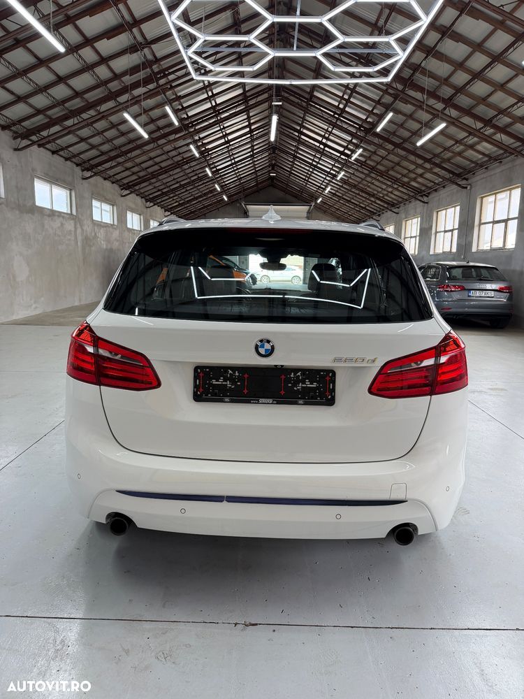 BMW Seria 2 220d Aut. Sport Line - 9