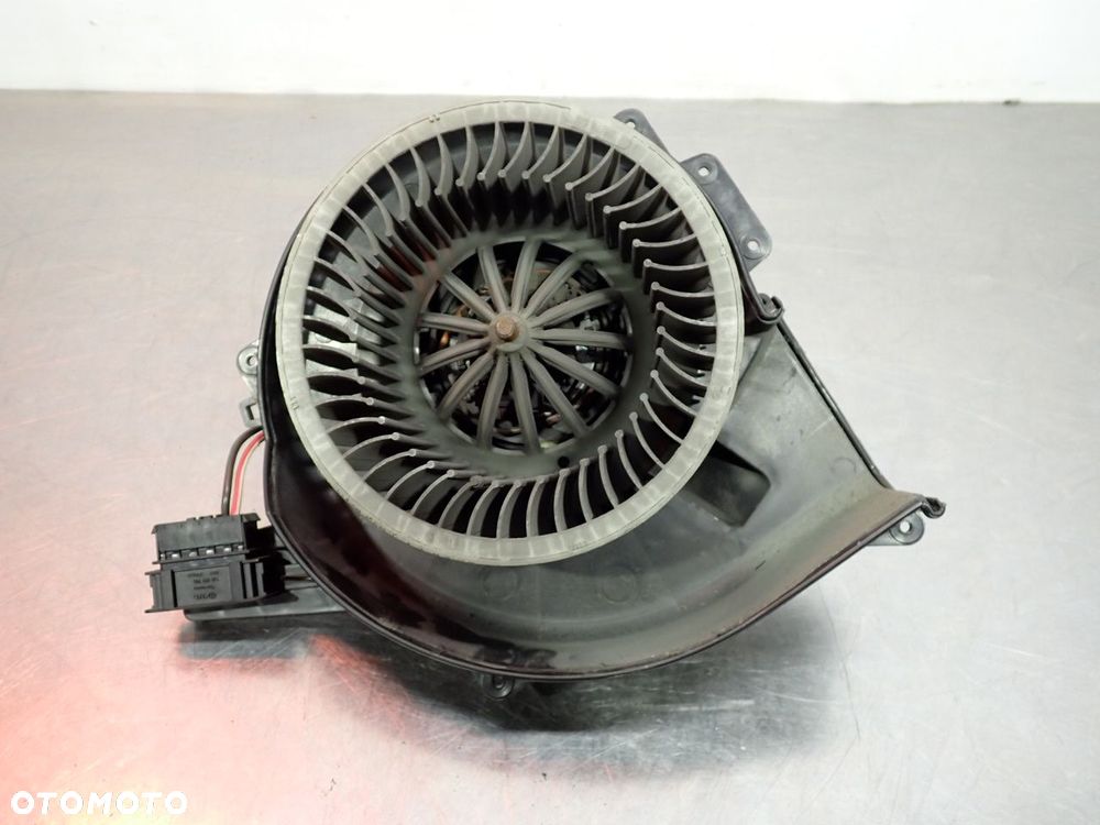 WENTYLATOR NAWIEWU SKODA FABIA II LIFT - 2