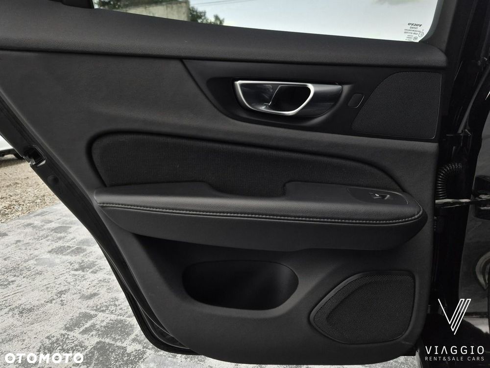 Volvo V60 D3 Momentum Pro - 27