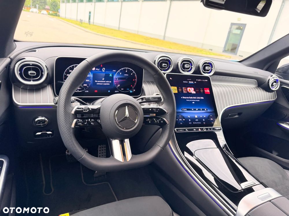 Mercedes-Benz GLC 220 d mHEV 4-Matic AMG Line - 11