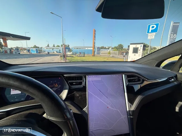 Tesla Model X 100D AWD - 29