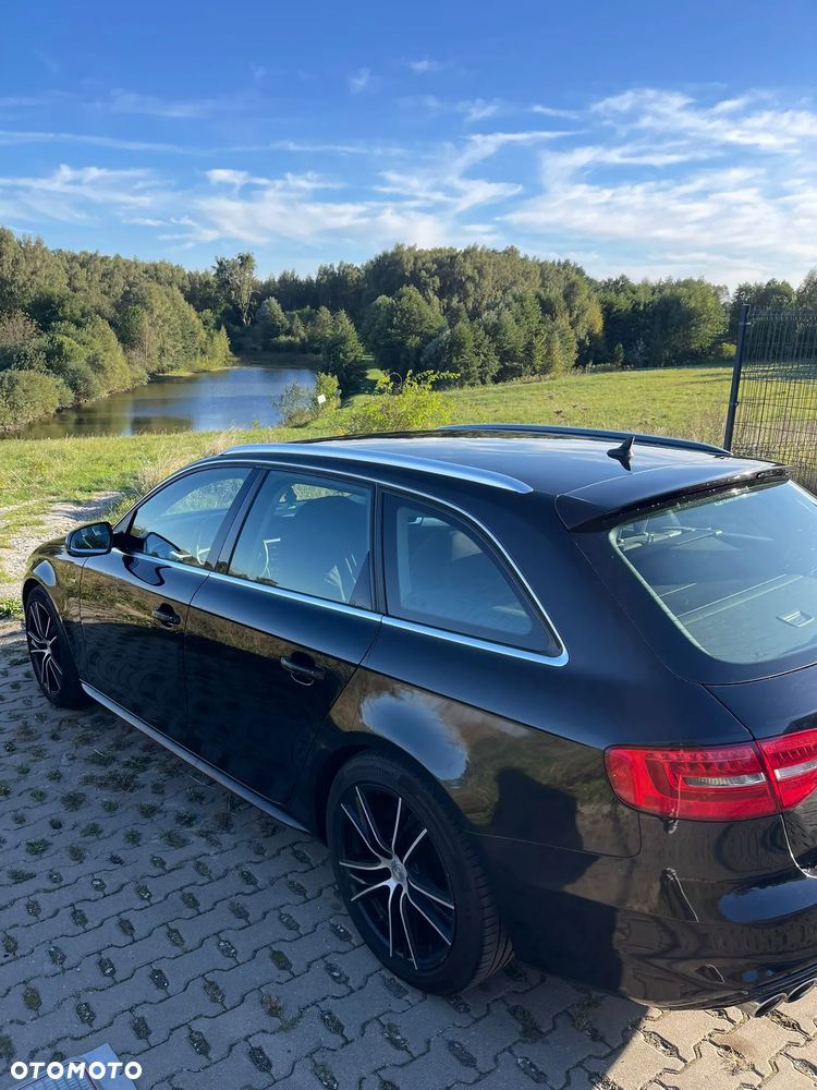 Audi A4 - 4