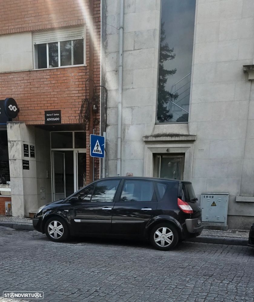 Renault Scénic 1.5 dCi Dynamique Luxe - 6
