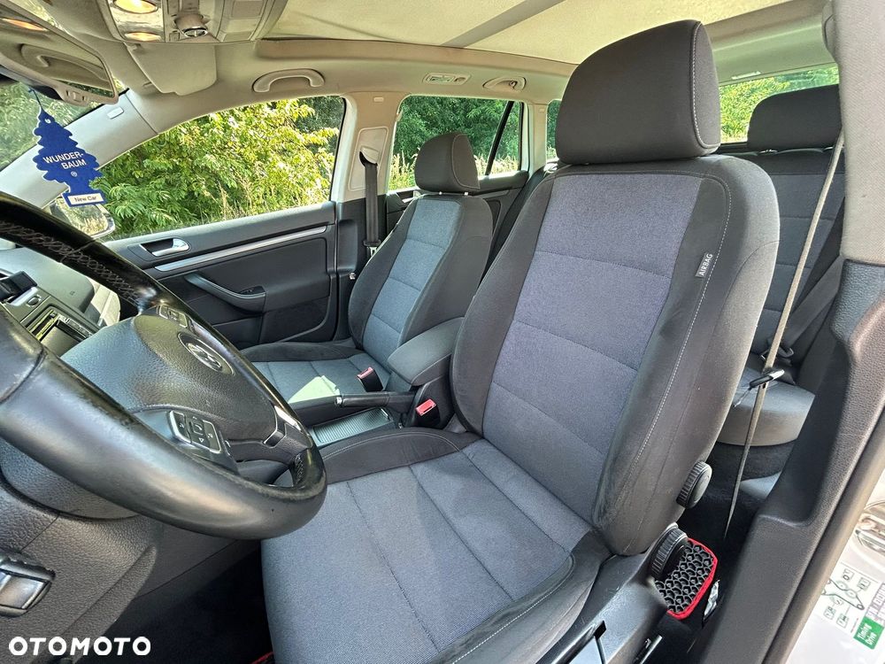 Volkswagen Golf Variant 2.0 TDI DPF Style - 11