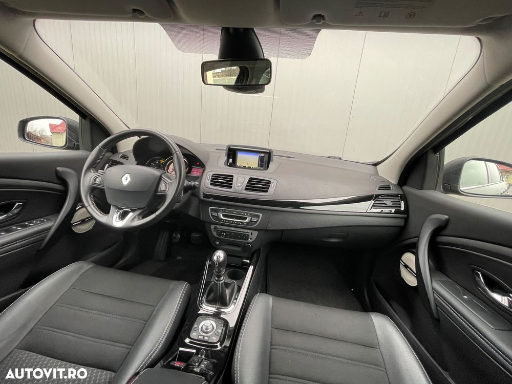 Renault Megane ENERGY dCi 130 Start & Stop Bose Edition - 23