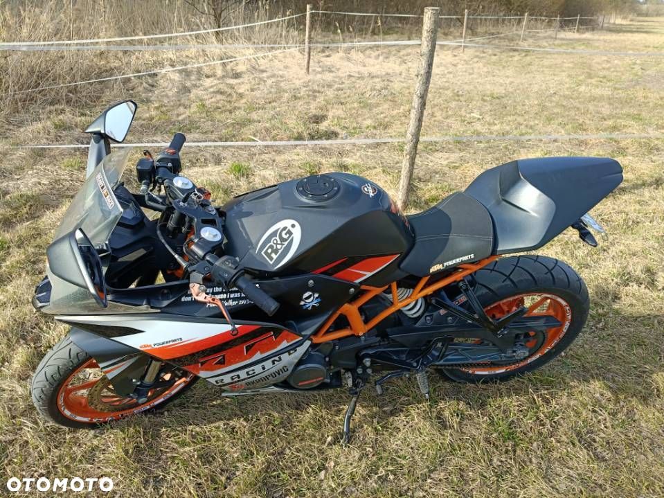 KTM RC 125 - 6