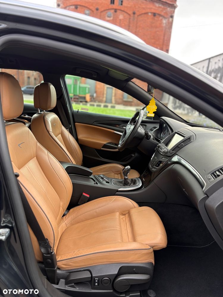 Opel Insignia - 14