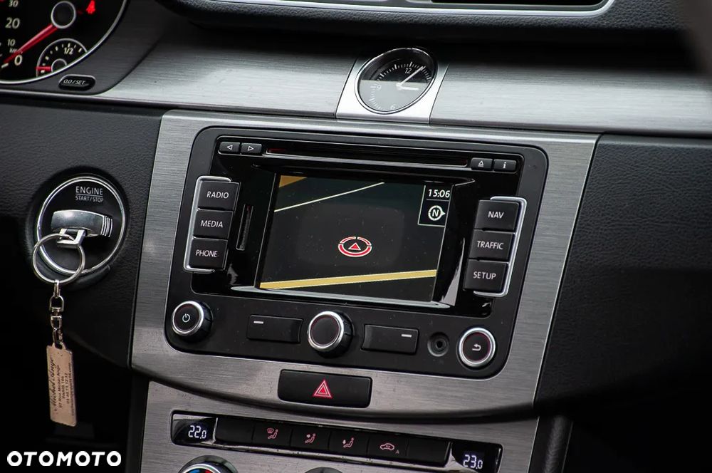 Volkswagen Passat 2.0 TDI Highline - 20