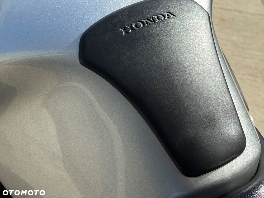 Honda Deauville - 17
