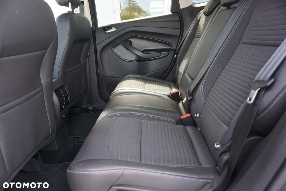 Ford Kuga - 14