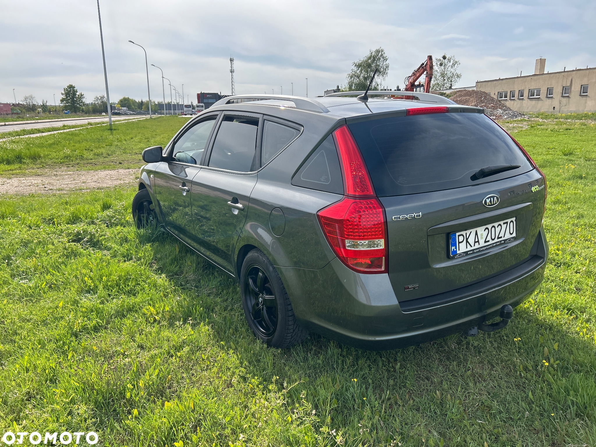 Kia Ceed - 4