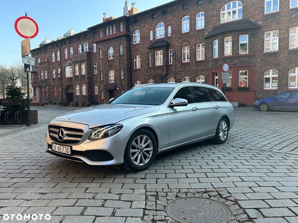 Mercedes-Benz Klasa E 220 d 9G-TRONIC - 1