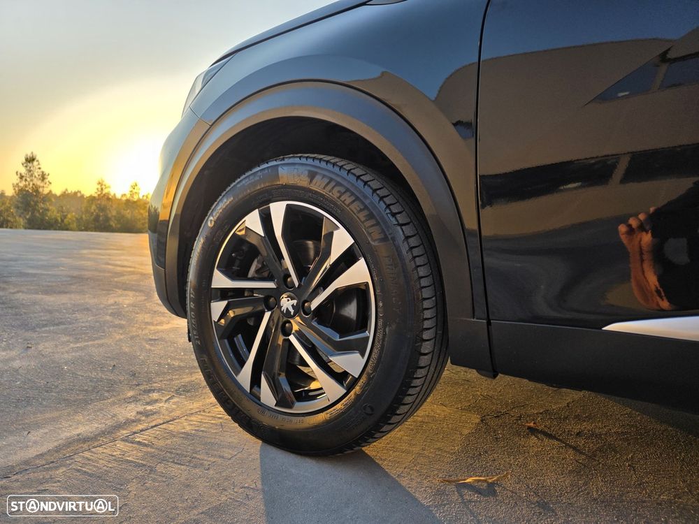 Peugeot 2008 1.2 PureTech GT - 16