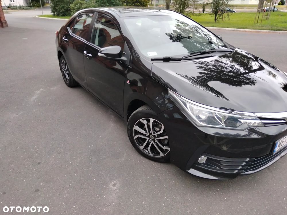 Toyota Corolla 1.6 Active - 13