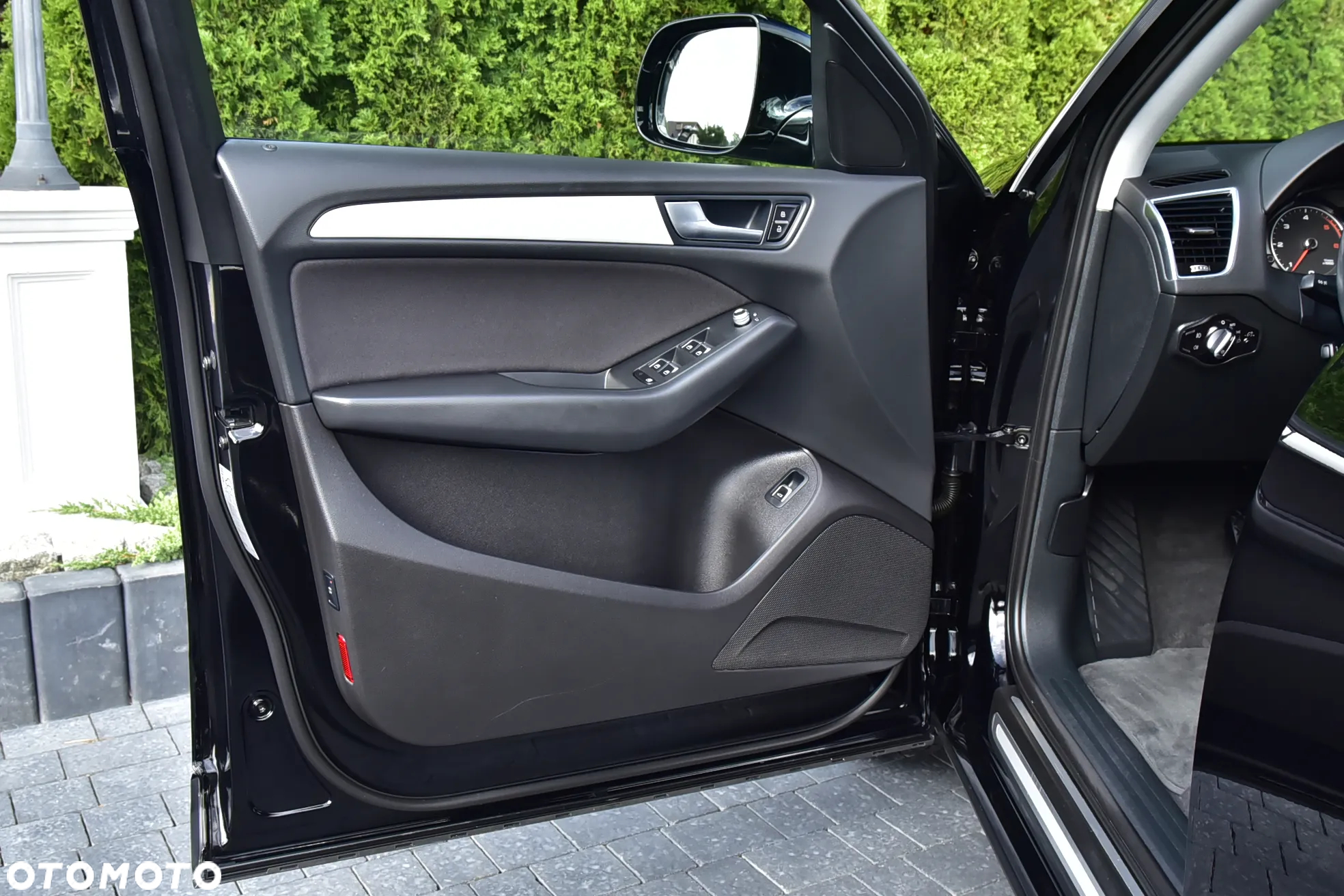 Audi Q5 2.0 TDI quattro S tronic design - 28