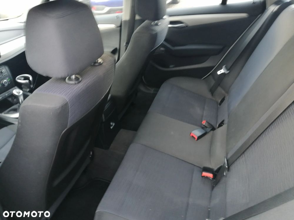 BMW X1 sDrive16d xLine - 7