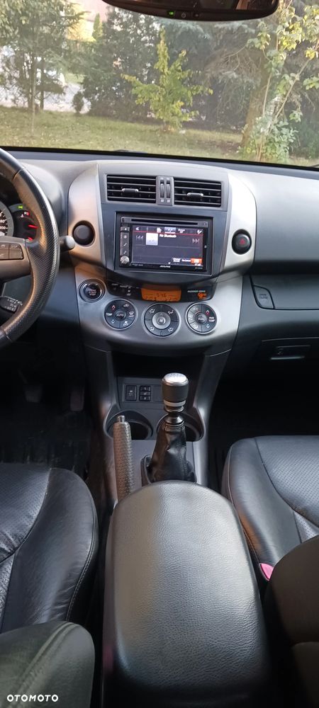 Toyota RAV4 2.0 4x2 - 10