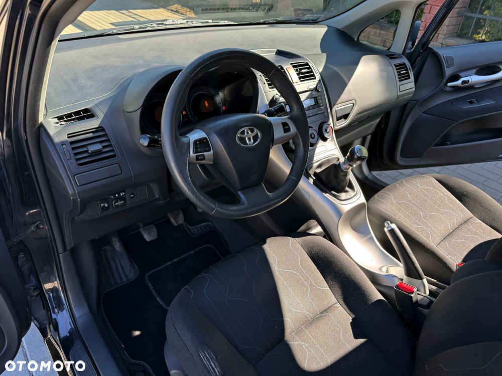 Toyota Auris 1.33 VVT-i Life Comfort - 9