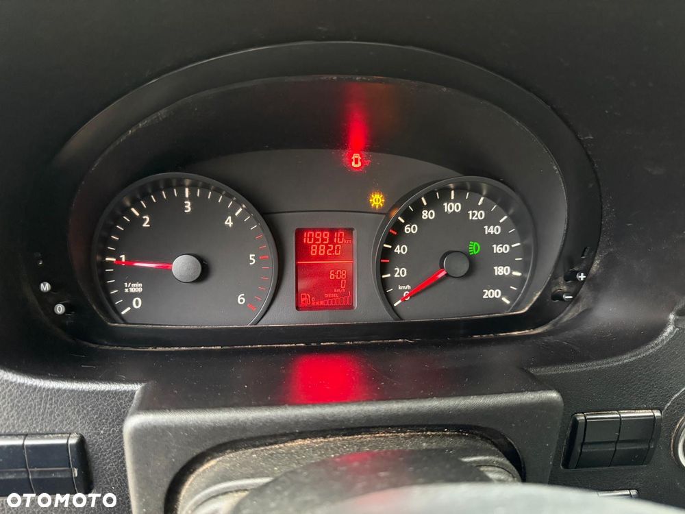 Volkswagen CRAFTER - 11